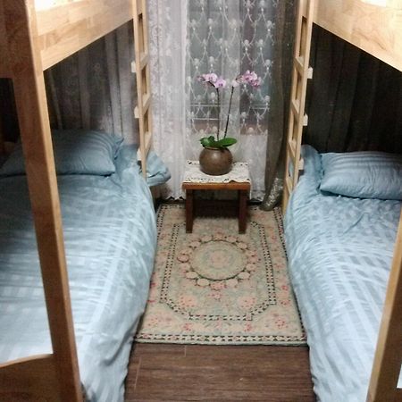 K Star Road Guesthouse - Hostel Seoul Eksteriør billede